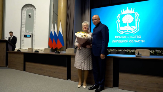 Ельчанка Зоя Богатикова удостоилась звания «Заслуженный работник избирательной системы РФ» 