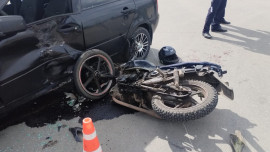 Подросток на мопеде попал под колёса автомобиля в Ельце