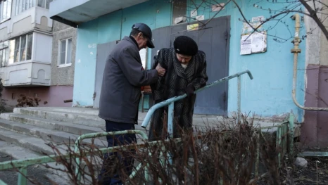 Жильцы дома на Стаханова в Липецке больше 5 лет бьются за установку пандуса