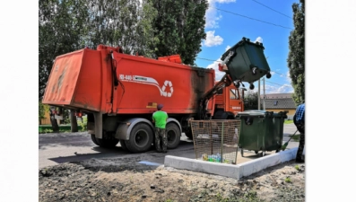 Новые контейнеры для ТКО устанавливают в городах и селах области