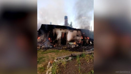 В понедельник в Лев-Толстовском районе загорелся четырёхквартирный дом