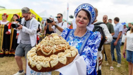 День семьи, любви и верности, спортивные достижения и гуманитарная помощь в зону СВО: о чём писали главы муниципалитетов в социальных сетях