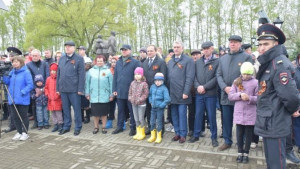 Вице-губернатор Александр Рябченко принял участие в торжественном митинге на «Тербунском рубеже»