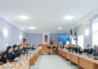 Губернатор Липецкой области Игорь Артамонов провел совещание оперативного штаба в Ельце