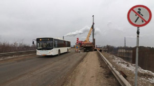 Движение по мосту в районе Новой Жизни организуют в реверсивном режиме