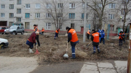 Липчане продолжают наводить порядок после зимы