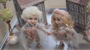 Мастера представили более сотни уникальных кукол на выставке в Липецке