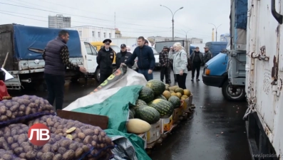 Нелегальных торговцев снова оштрафовали (видео)