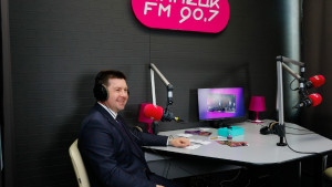 Мэр Липецка Роман Ченцов поздравил коллектив радиостанции "Липецк FM"с днём рождения!