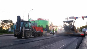 На Водопьянова завершилась укладка выравнивающего слоя асфальта