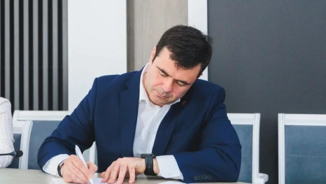 Сергей Курбатов подал документы в избирательную комиссию на выдвижение кандидатом в депутаты Государственной Думы