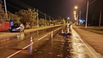 18-летний пешеход и водитель мотоцикла оказались в больнице после ДТП в Липецкой области