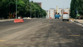 На проспекте Победы приступили к укладке асфальта