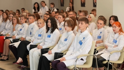 Владимир Путин не исключает в будущем отмены обязательной отработки для студентов-медиков