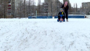 Липчане получили новогодние выплаты на детей (видеосюжет)