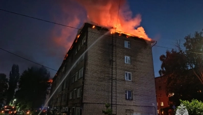 Пожар в общежитии Ельца ликвидирован на площади 900 квадратных метров 