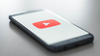 В работе видеохостинга YouTube в России ничего не изменилось