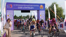 Промышленный велозаезд прошёл на грязинской площадке ОЭЗ «Липецк»