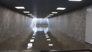 Подземный переход на площади Металлургов открыли после капремонта