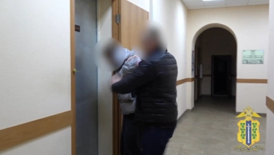 Липецкие студенты заработали на сим-картах для мошенников и попали под статью
