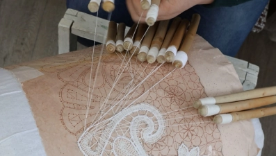 Елецкие кружева и романушка представлены на главной промышленной выставке России