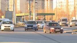 Автолюбителям рекомендуют перейти на зимний стиль вождения