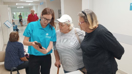 В 31 поликлинике Липецкой области начали работать социальные помощники