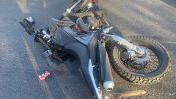 Два подростка без мотошлемов серьезно пострадали в аварии в Липецке 