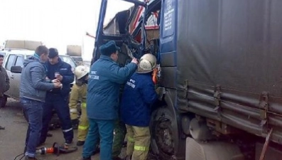 В Становлянском районе столкнулись 4 автомобиля