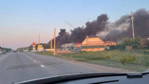 В Липецком районе загорелся склад 