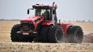 Липецкие аграрии перестанут платить транспортный налог за свою технику