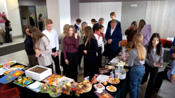 Студенты липецкого филиала РАНХиГС приготовили товары для благотворительной ярмарки