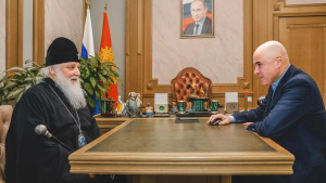 Губернатор Липецкой области Игорь Артамонов поздравил митрополита Липецкого и Задонского Арсения с Днем рождения