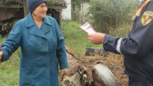 В Липецкой области водолазы спасли любительницу тихой охоты