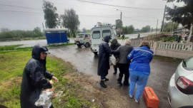 Липецкие спасатели пришли на помощь потерявшему сознание водителю