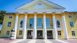 Липецкий театр кукол празднует 61-й день рождения