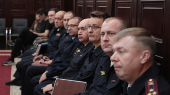 Руководители региона поздравили сотрудников и ветеранов органов внутренних дел с профессиональным праздником
