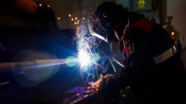 Липецкие предприятия готовы взять на работу всех сварщиков, которых подготовит елецкий колледж 