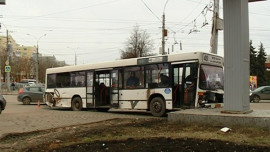 Два автобуса столкнулись у "Звездного"