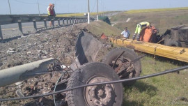 На трассе «Дон» в Становлянском районе перевернулся КамАЗ