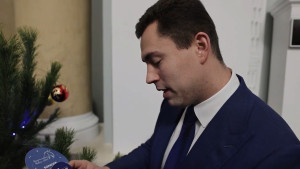 Владимир Сериков принял участие в акции «Ёлка желаний»