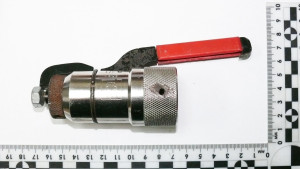 Жителя Добровского округа будут судить за переделку пистолета для забоя скота в огнестрельное оружие