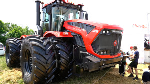 «Липецкоблснаб» представил современную сельхозтехнику на «Дне поля»