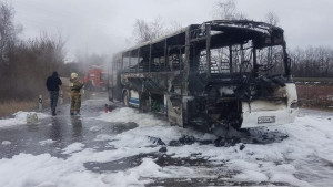 В Грязинском районе загорелся автобус