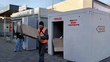 Администрация города направят претензию за захламление укрытия в адрес организации общепита