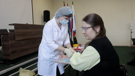 В Липецкой области здоровье сотрудников проверяют прямо на работе