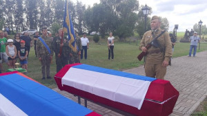 В Тербунах перезахоронили останки девяти советских солдат