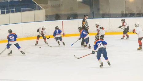 В Липецке стартовал всероссийский турнир по хоккею с участием спортсменов из шести регионов