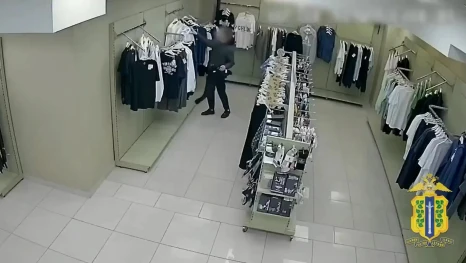 Полиция Липецка задержала вора, укравшего одежду на 14 тысяч рублей