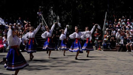 В Бахновом саду Липецка организовали праздник для особенных детей